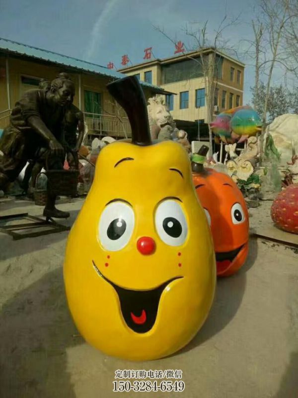 彩绘鸭梨雕塑 仿真雕塑 步行街摆件