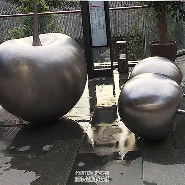 灯光樱桃雕塑 悬空餐饮店水果雕塑 商业街雕塑