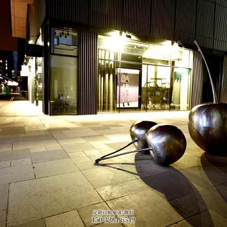 美陈樱桃雕塑 异形喷水水果雕塑 酒店雕塑